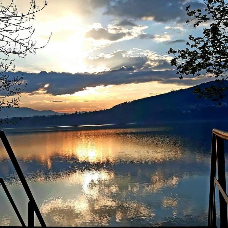 Domki Nad Jeziorem Zarzecze  Bagian luar foto